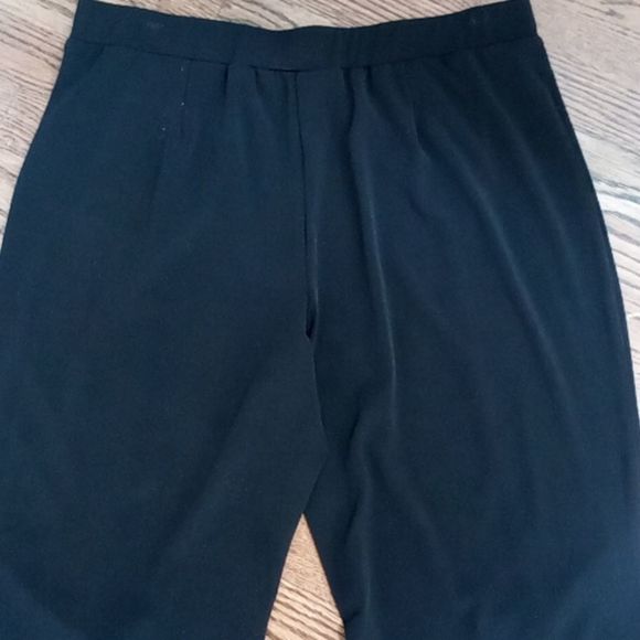 Flared leg pant - Picture 8 of 9